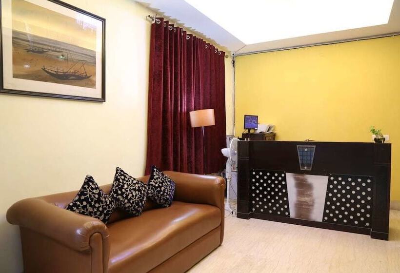 Hôtel Mayarch Premium