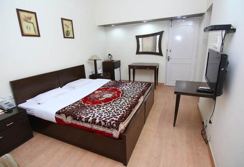 בית מלון כפרי New Delhi Ymca Tourist Hostel