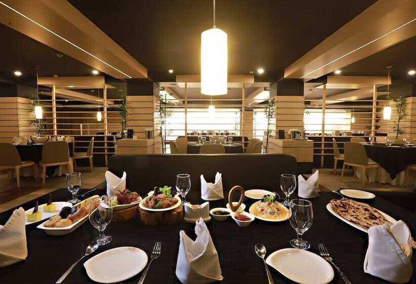 ホテル Patliputra Continental