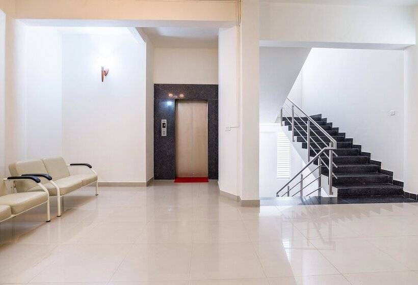 Hotel Treebo Pappilon Palace   Pvs Circle