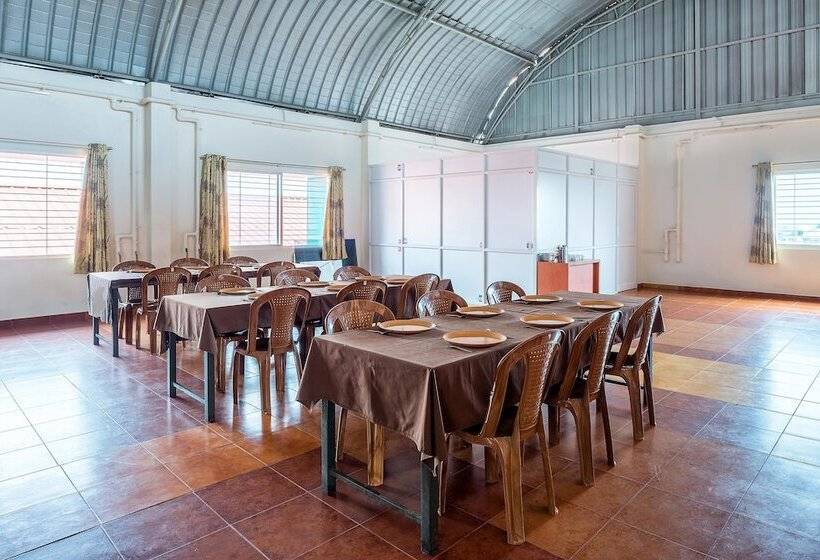 Hotel Treebo Pappilon Palace   Pvs Circle