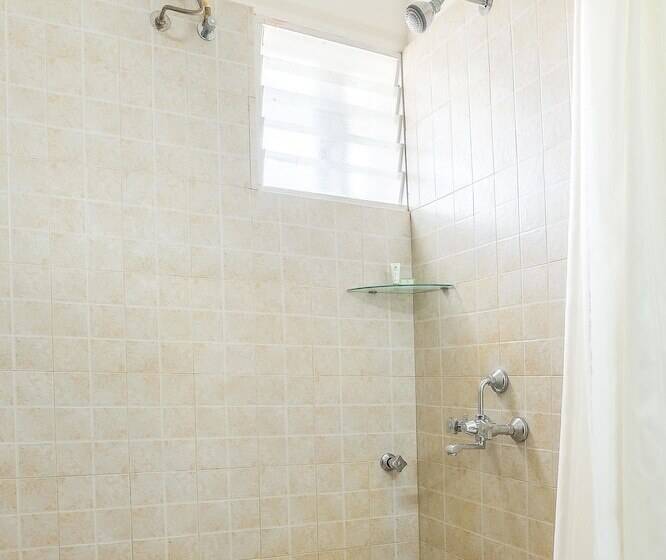 Hotel Treebo Pappilon Palace   Pvs Circle