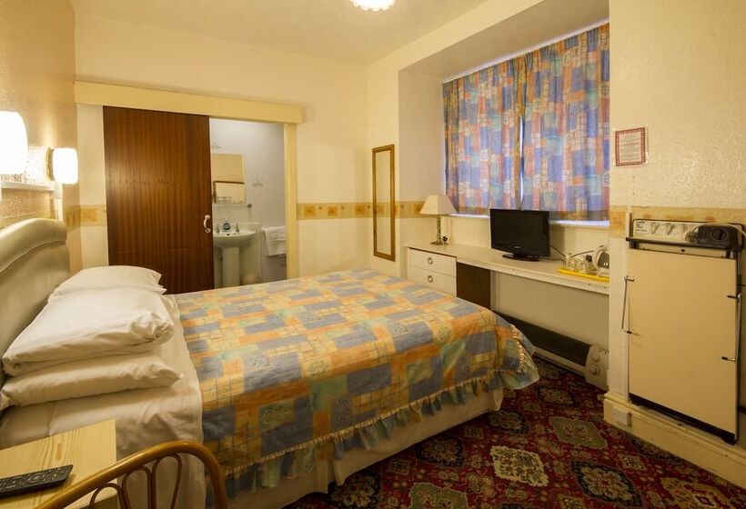 Pension Brooklands Over 50 S Only