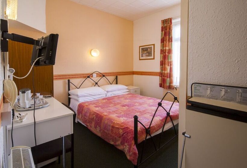 Pension Brooklands Over 50 S Only