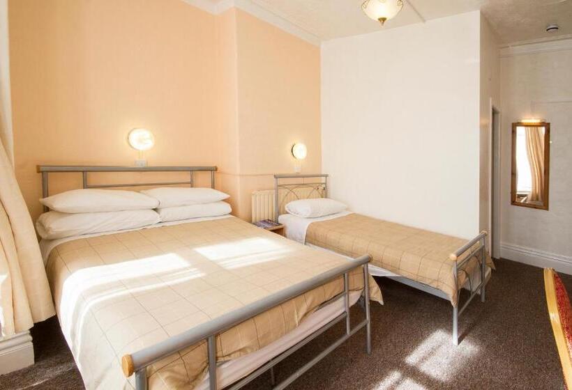 Pension Brooklands Over 50 S Only