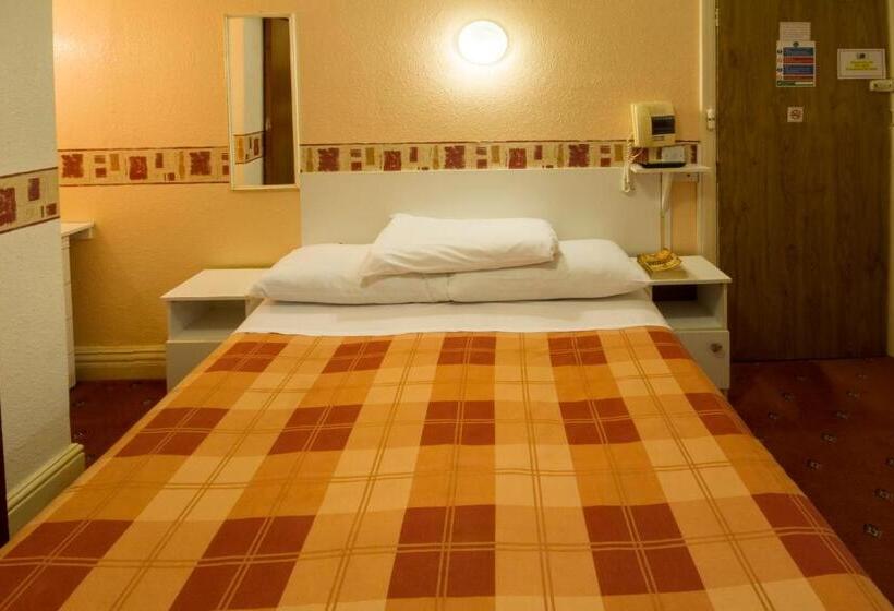 Pension Brooklands Over 50 S Only