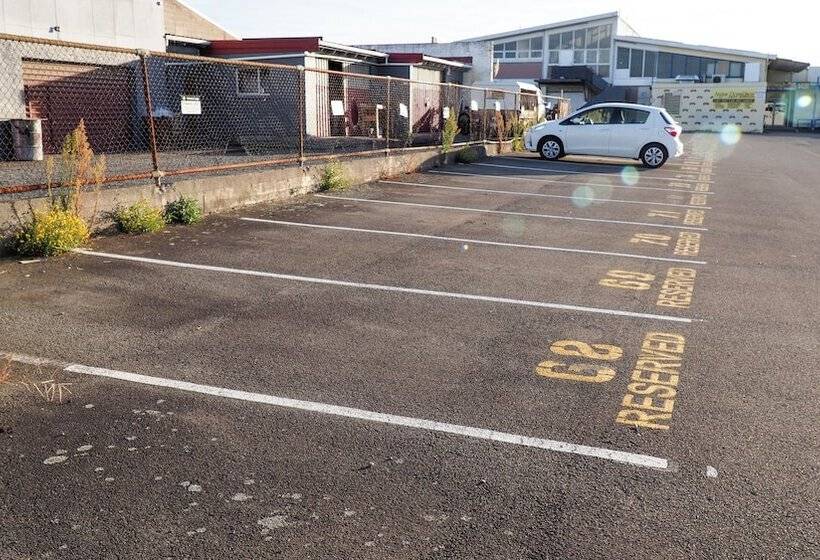 پانسیون Colombo Lodge