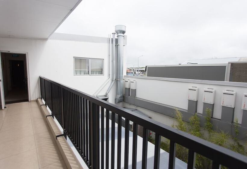 پانسیون Colombo Lodge