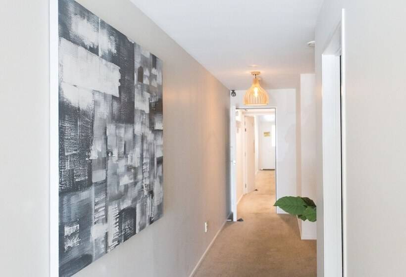 پانسیون Colombo Lodge