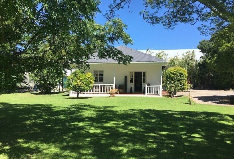 פנסיון Oude Berg Guesthouse   10 Caledon Street