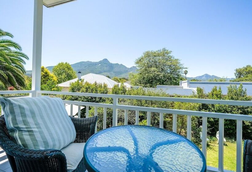 פנסיון Oude Berg Guesthouse   10 Caledon Street