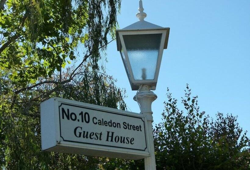 פנסיון Oude Berg Guesthouse   10 Caledon Street
