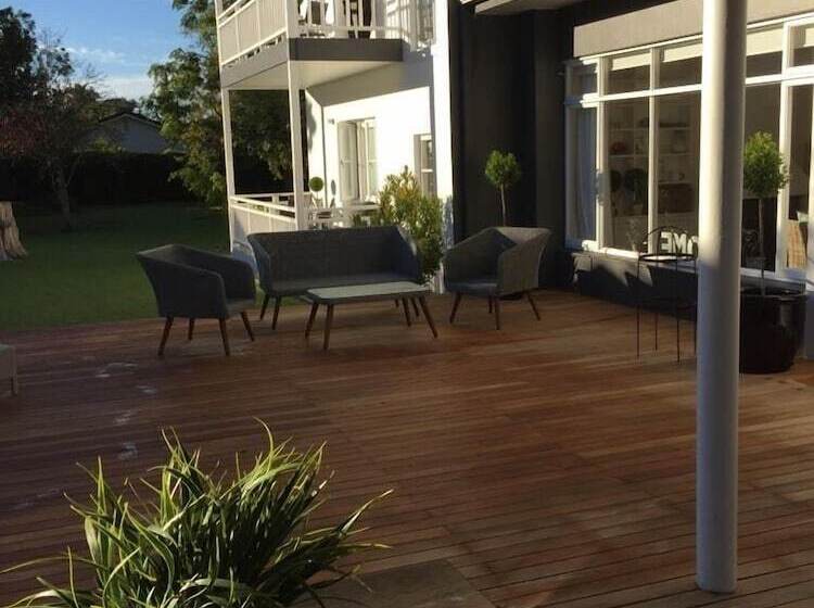 פנסיון Oude Berg Guesthouse   10 Caledon Street