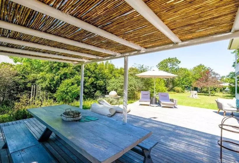 پانسیون Oude Berg Guesthouse 10 Caledon Street