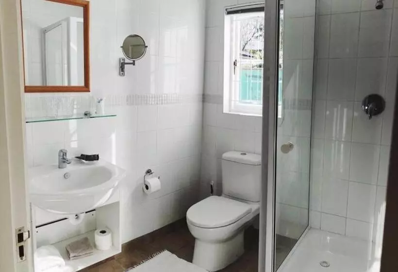 پانسیون Oude Berg Guesthouse 10 Caledon Street