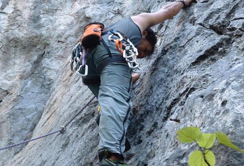 Пансион Noom Guesthouse