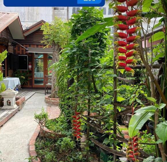 Пансион Noom Guesthouse