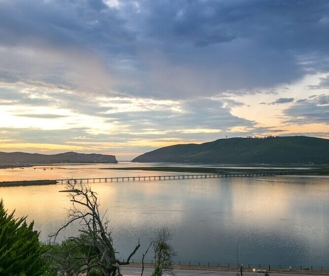 ペンション Roseroc Boutique Guest House