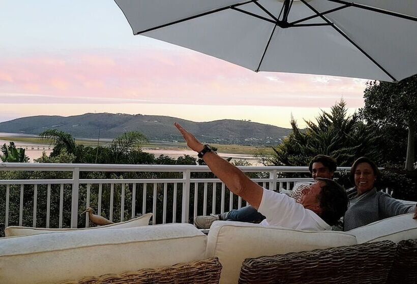 ペンション Roseroc Boutique Guest House