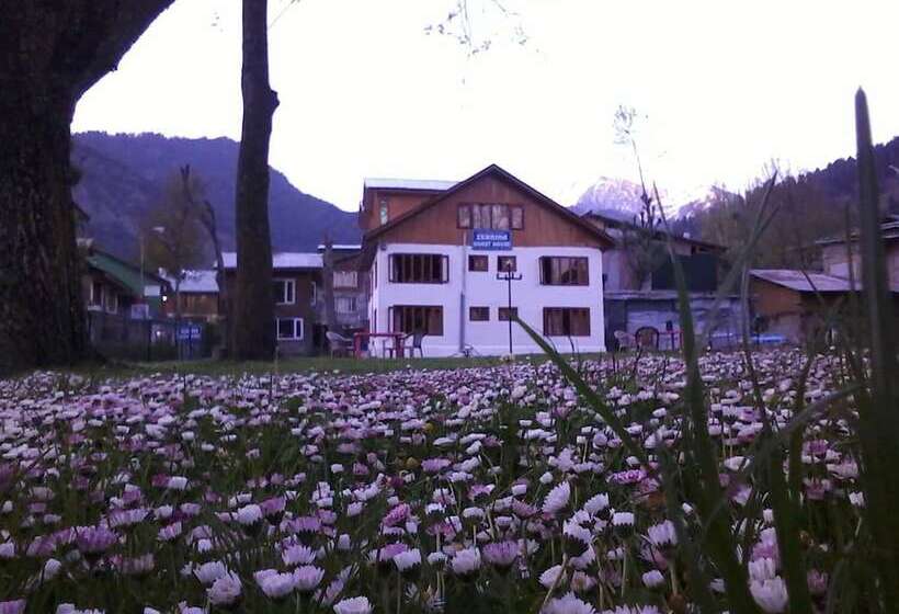 Пансион Zebrina Guest House