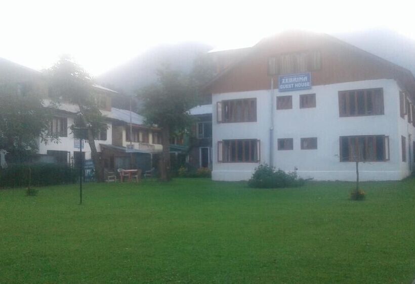 Пансион Zebrina Guest House