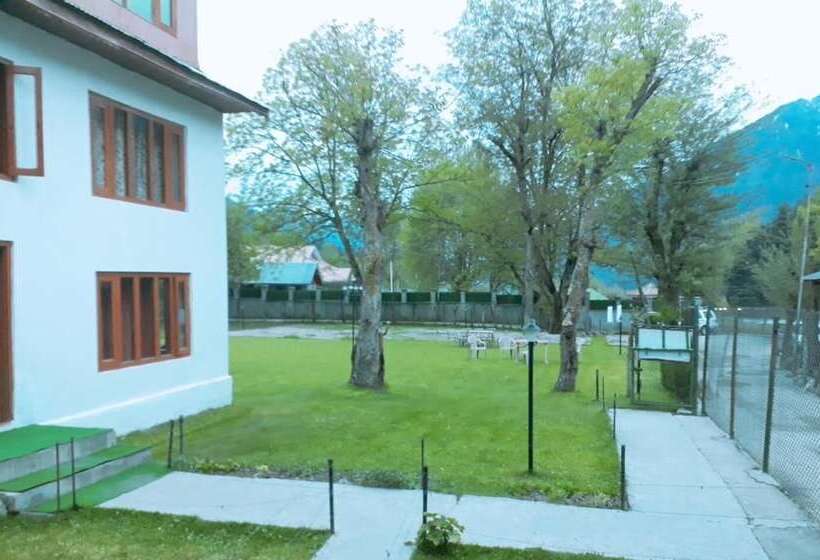 Пансион Zebrina Guest House