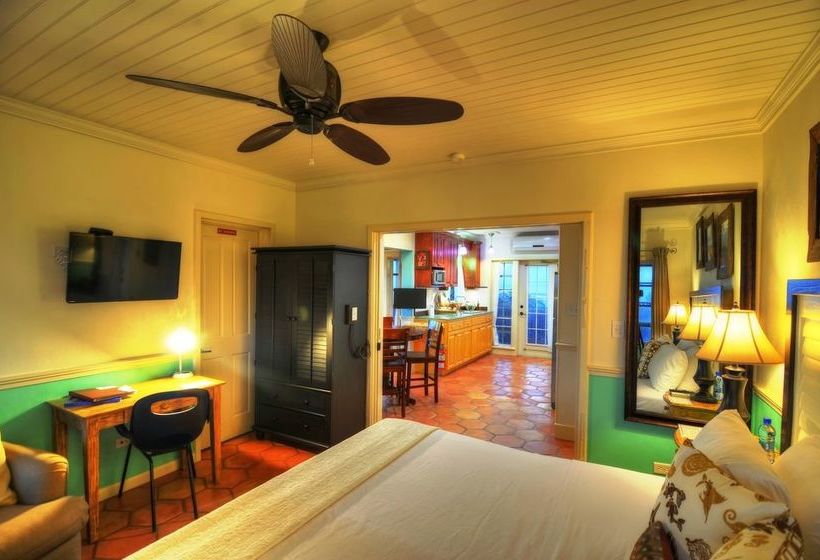 استراحتگاه Villa Allamanda