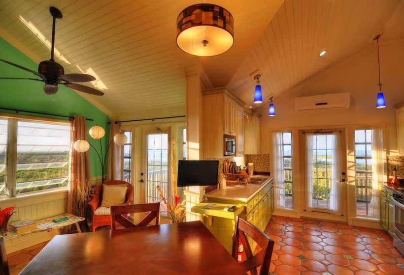 استراحتگاه Villa Allamanda