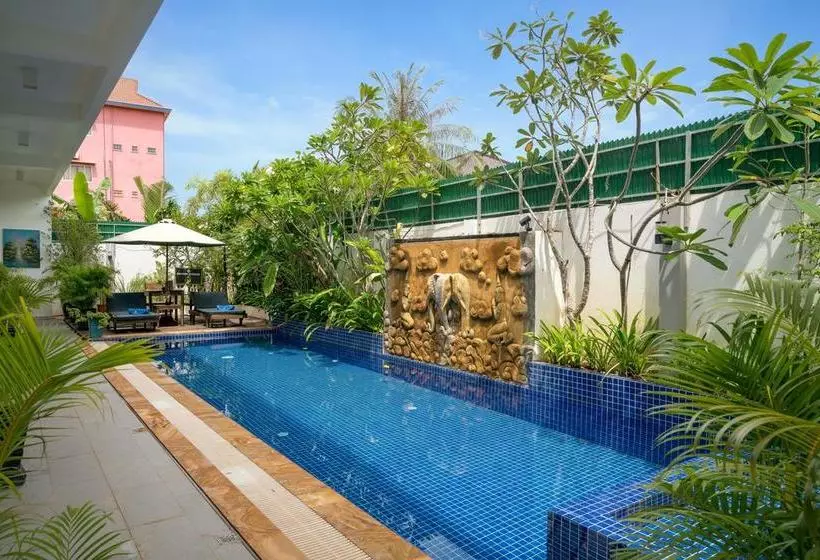 Saline Angkor Villa