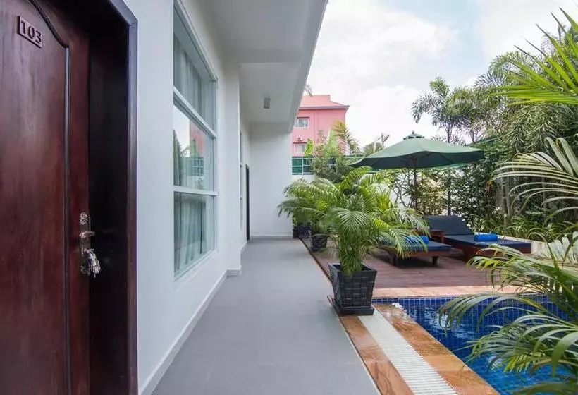 Saline Angkor Villa