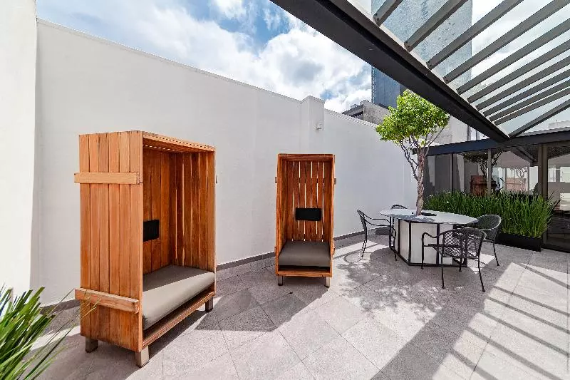Suites Rio Elba