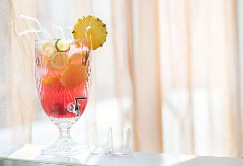 The Troubadour Hotel New Orleans