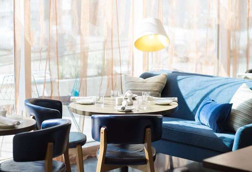 The Troubadour Hotel New Orleans