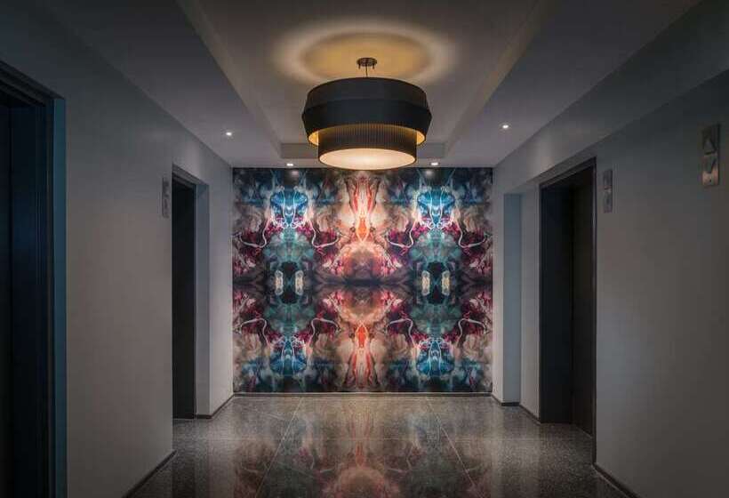 The Troubadour Hotel New Orleans