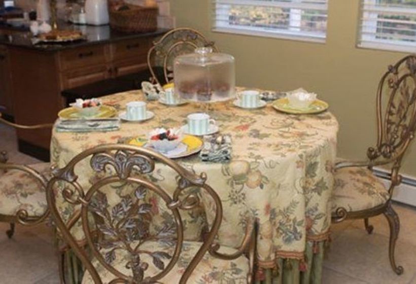 Windsong Retreat Bed & Breakfast