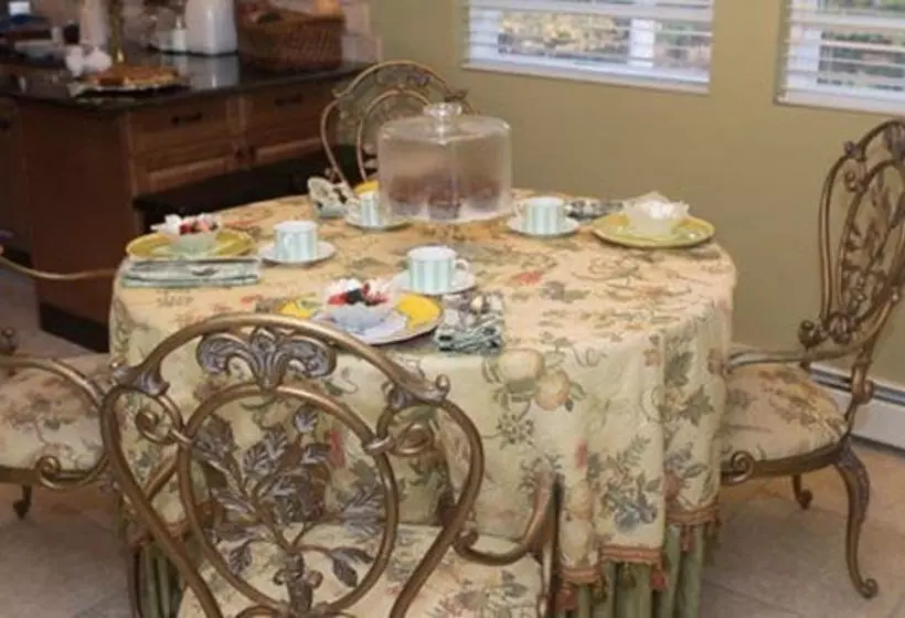 Windsong Retreat Bed & Breakfast