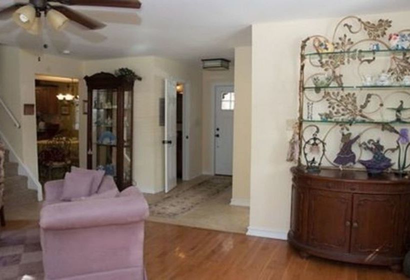 Windsong Retreat Bed & Breakfast