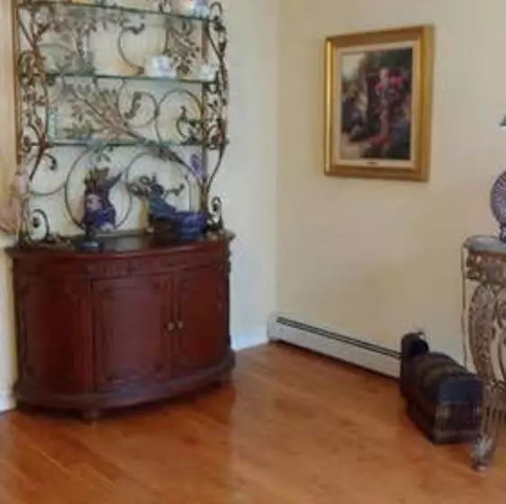 Windsong Retreat Bed & Breakfast