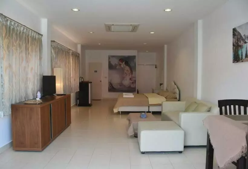 Retkeilymaja Marine House