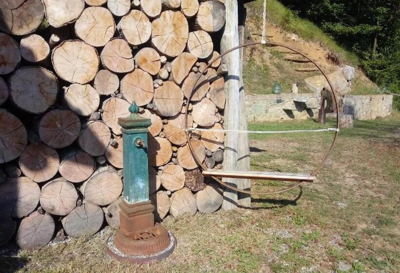 Отель Lagaressina Suite Anna Jacuzzi & Spa