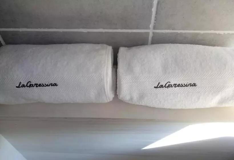Hotelli Lagaressina Suite Anna   Jacuzzi & Spa