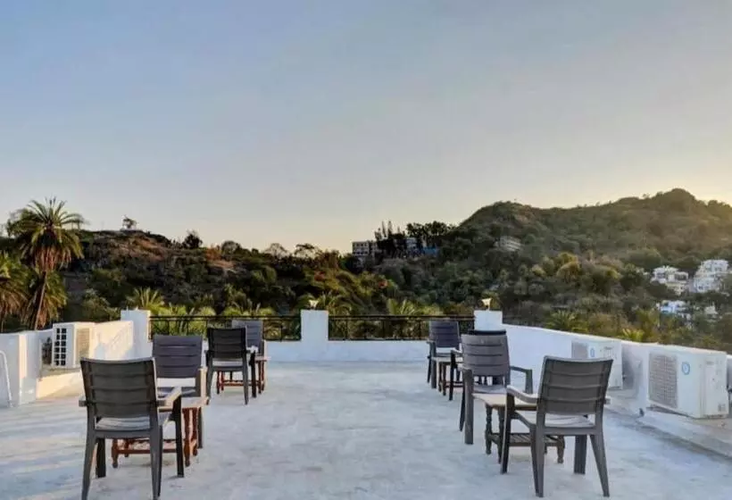 Hotel Mount Abu Spring Valley