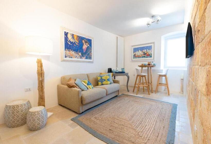 ペンション Mayrym Suite