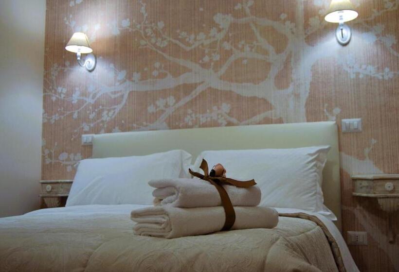 تختخواب و صبحانه La Magnolia 140