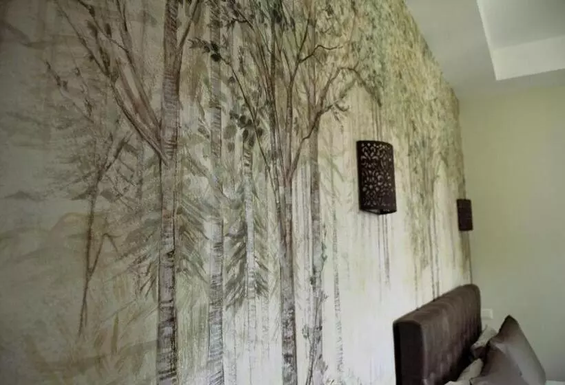 تختخواب و صبحانه La Magnolia 140