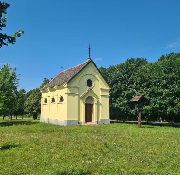 בית מלון כפרי Eco Ribellium