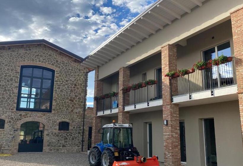 فندق Fuoridicampo Rossa