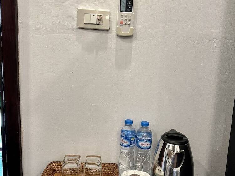 Пансион Aloun Guesthouse