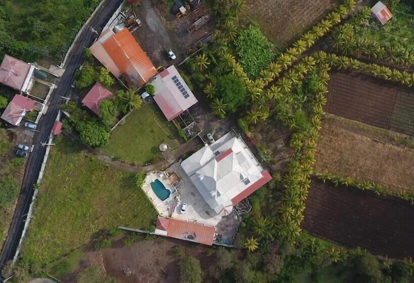 پانسیون Le Val De L Orge