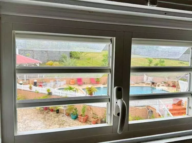 پانسیون Le Val De L Orge